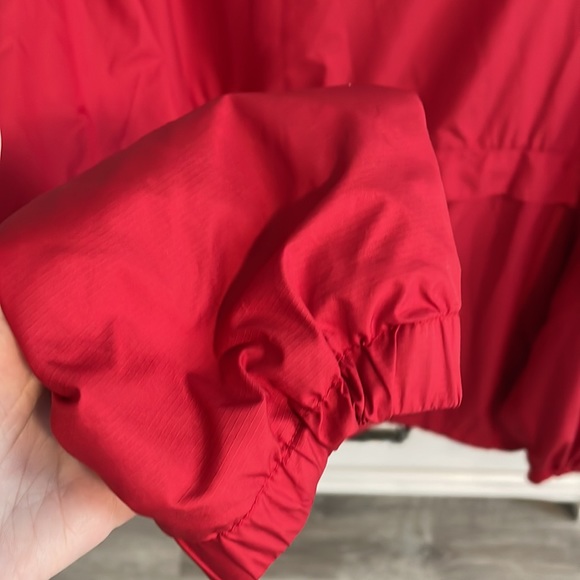 Adidas vintage red grey striped climate control windbreaker men’s size med - Picture 9 of 9